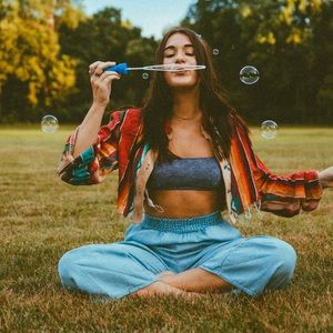 SILVERADO Aztec cropped button down